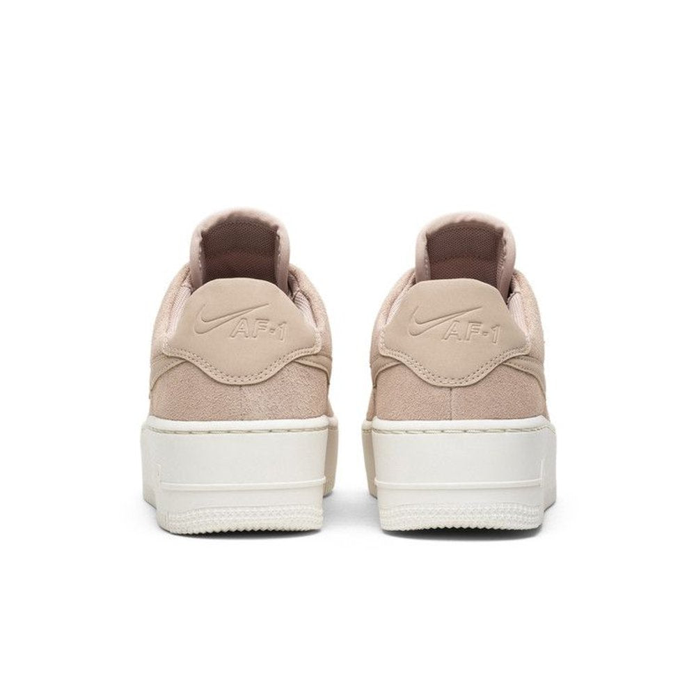 Nike Air Force 1 Sage Low Particle Beige (W) – podrážka | Purekickz