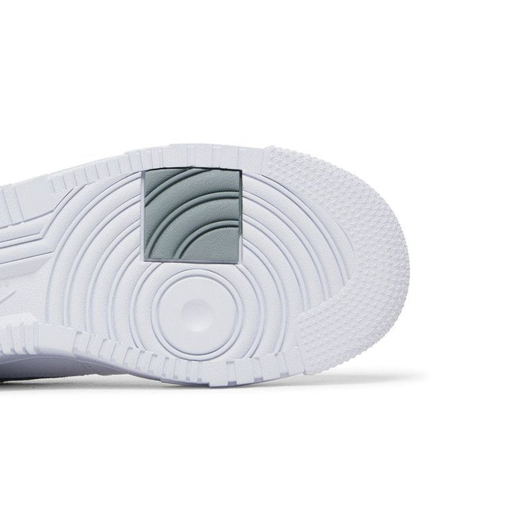 Nike Air Force 1 Low Pixel SE White Zebra (W) – pohled shora | Purekickz