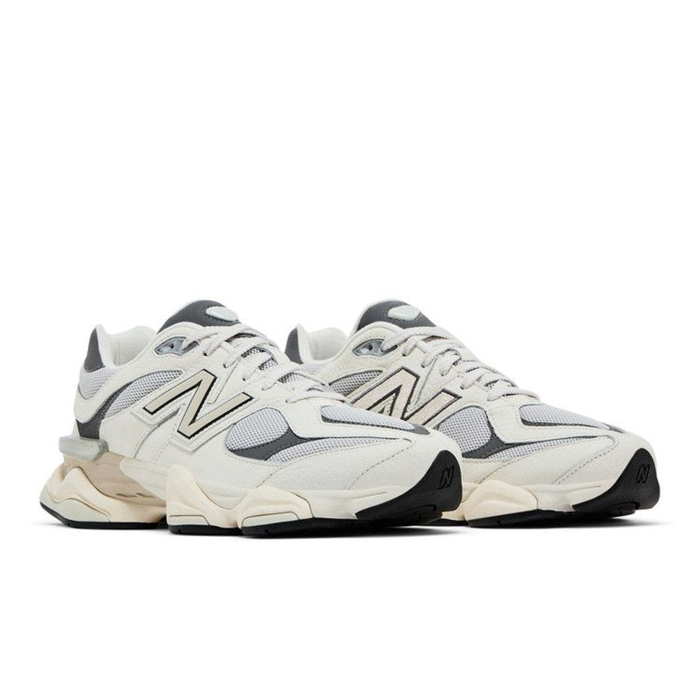 New Balance 9060 Sea Salt Castlerock – lifestyle foto | Purekickz