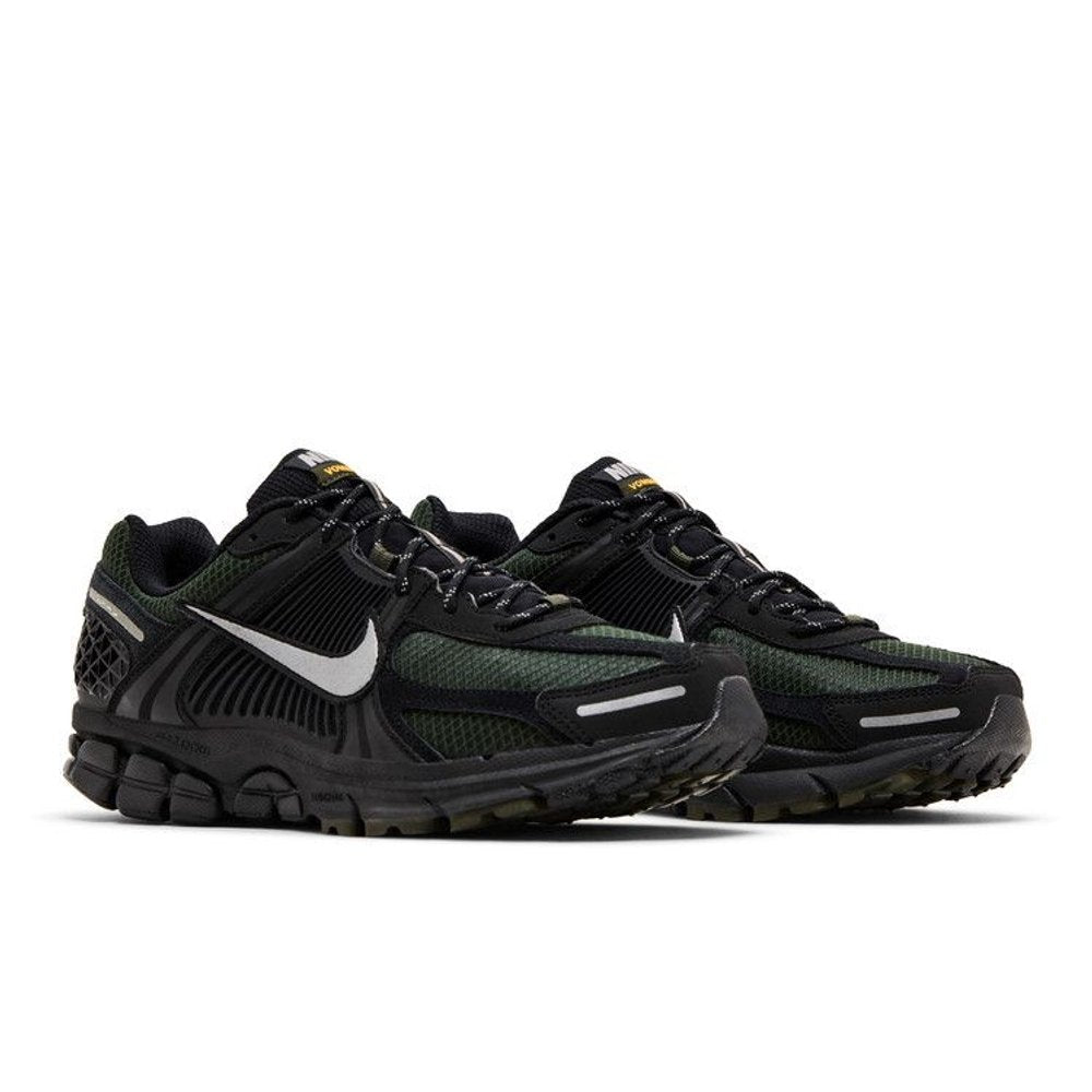 Nike Zoom Vomero 5 Black Sequoia – lifestyle foto | Purekickz