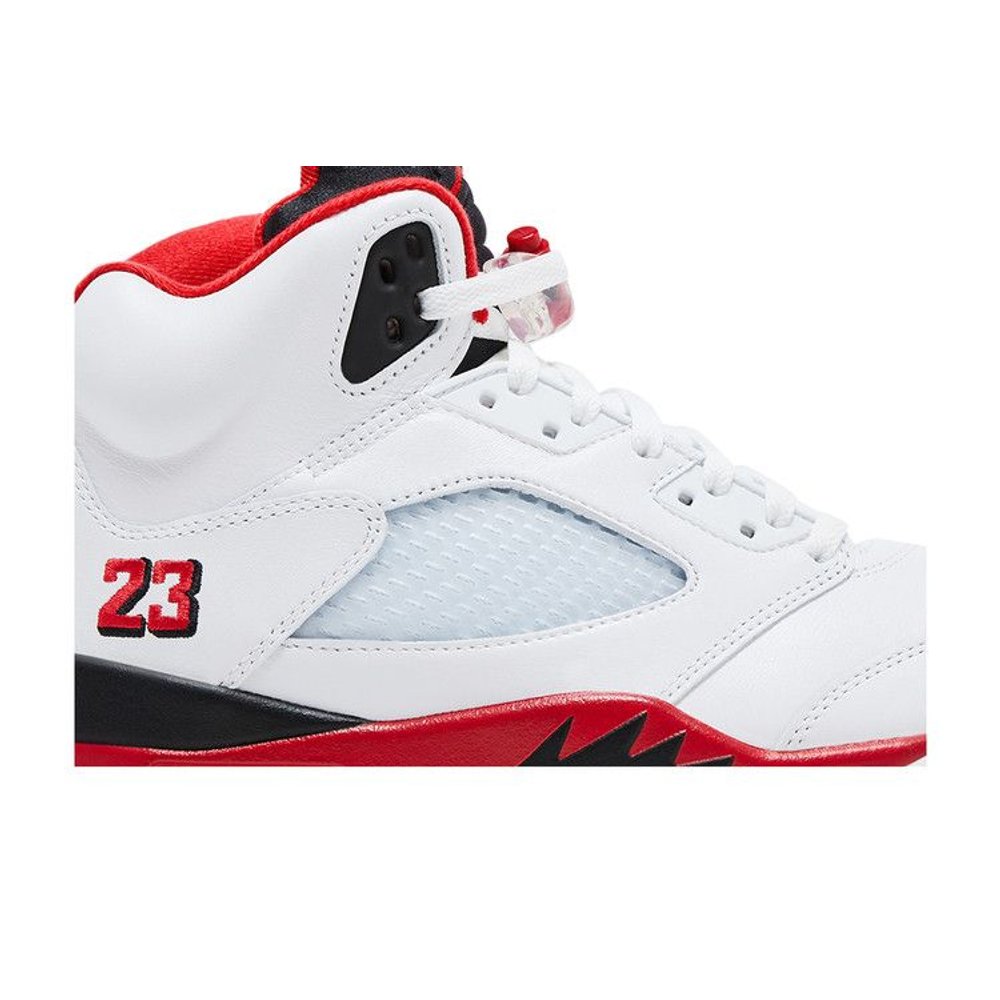 Jordan 5 Retro Fire Red Black Tongue (2025) – detail | Purekickz