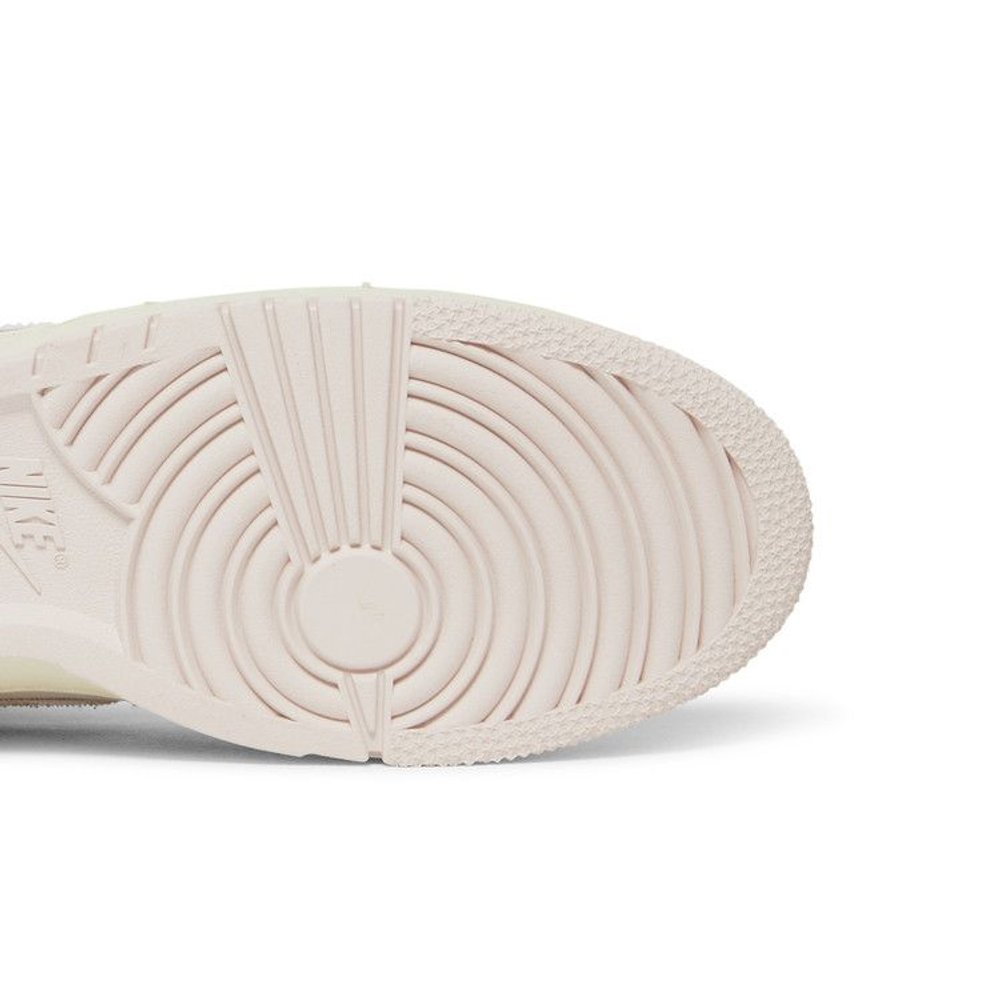 Nike Dunk High 1985 Barely Rose Denim – pohled shora | Purekickz