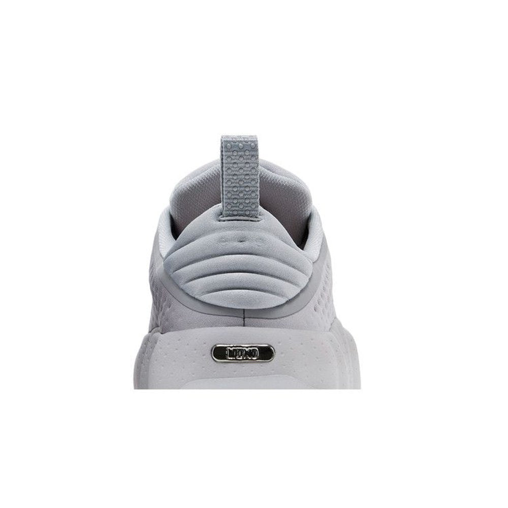 Nike Mind 002 Light Smoke Grey (W) – detail materiálu | Purekickz