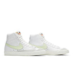 Nike Blazer Mid 77 White Barely Volt (W) – lifestyle foto | Purekickz