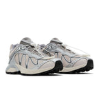 Salomon XT-Whisper Silver Lunar Rock – lifestyle foto | Purekickz