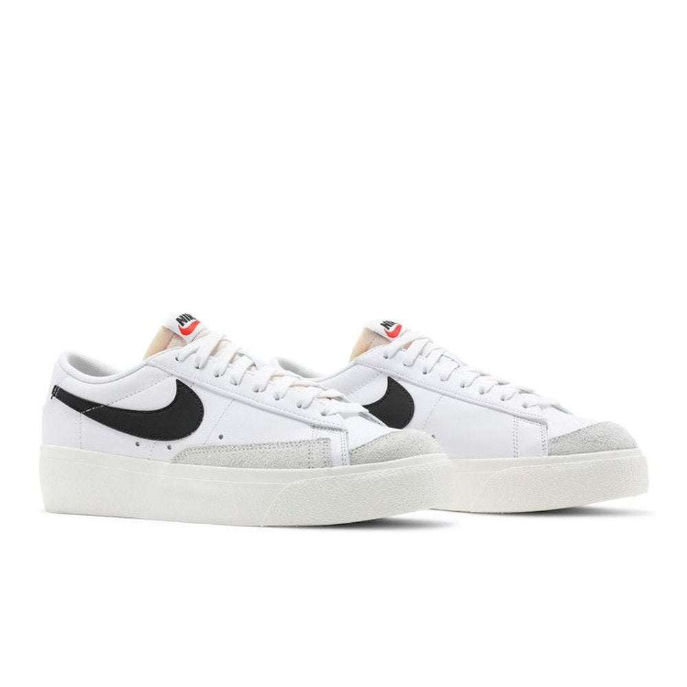 Nike Blazer Low Platform White Black (W) – lifestyle foto | Purekickz
