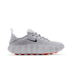 Nike Mind 002 Light Smoke Grey (W) – boční pohled | Purekickz