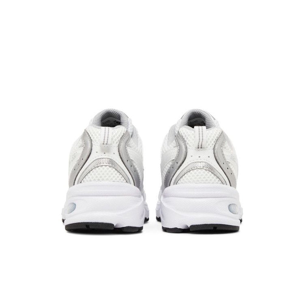 New Balance 530 Munsell White – podrážka | Purekickz