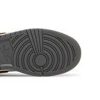Jordan 1 Low SE Light Graphite Vivid Orange (GS) – pohled shora | Purekickz