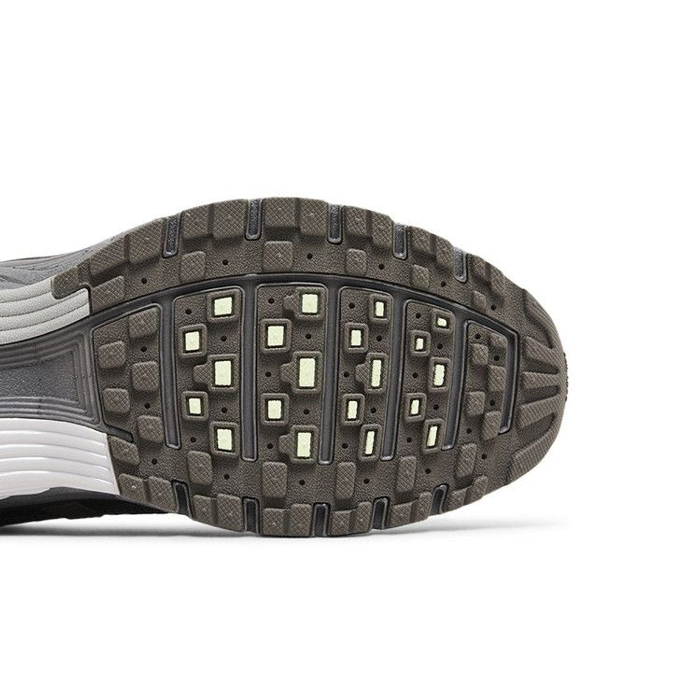 Nike P-6000 Cave Stone Medium Ash Flat Pewter Metallic Silver