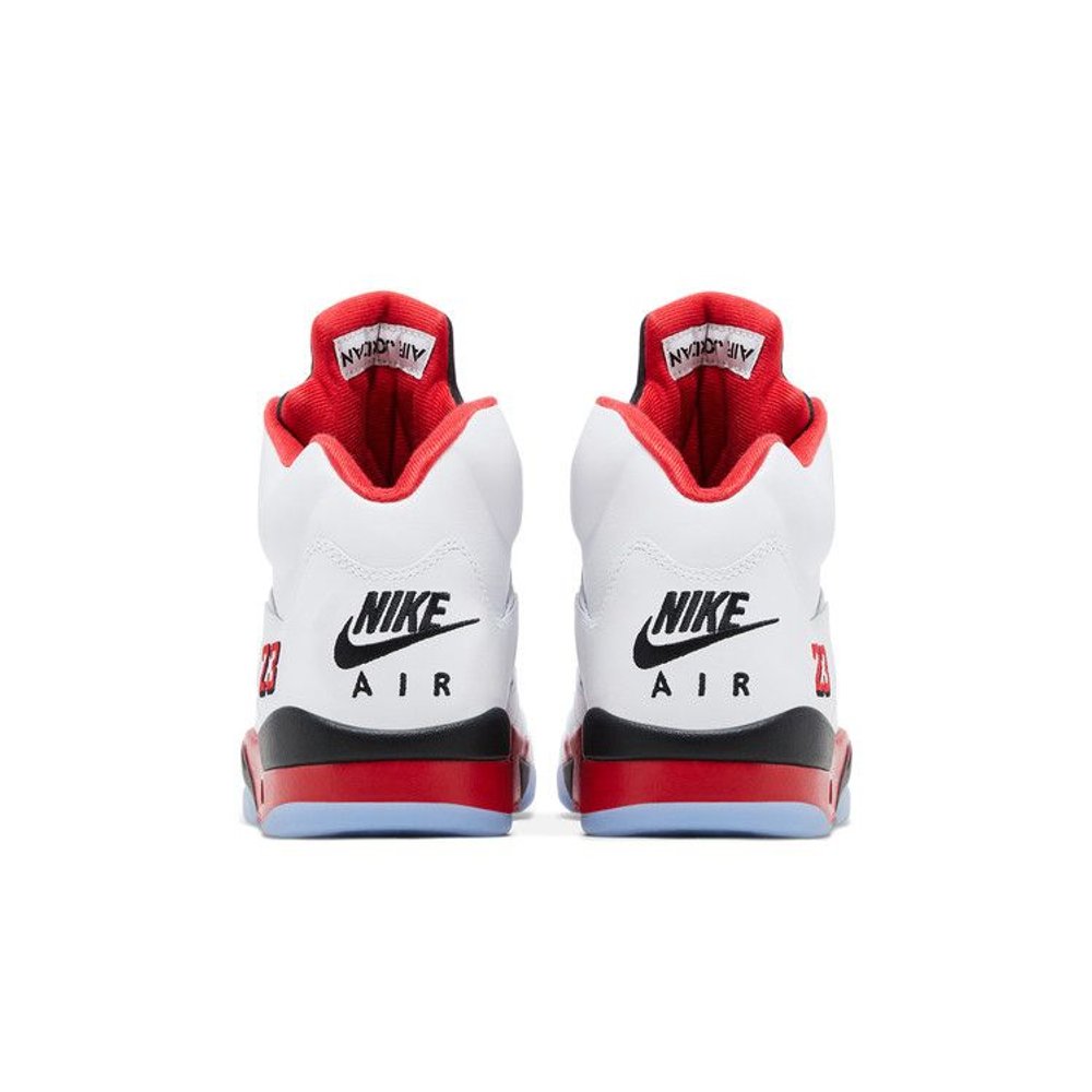 Jordan 5 Retro Fire Red Black Tongue (2025) – podrážka | Purekickz