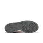 Nike Dunk Low Next Nature Smoke Grey Light Crimson (GS) – zadní pohled | Purekickz