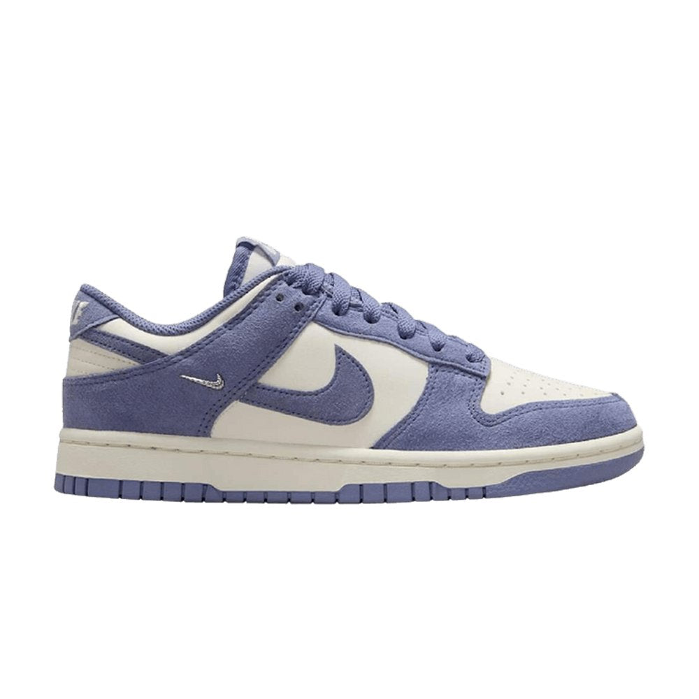 Nike Dunk Low World Indigo Mini Swoosh (W) – hlavní pohled | Purekickz