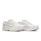 Nike P-6000 Triple White – lifestyle foto | Purekickz