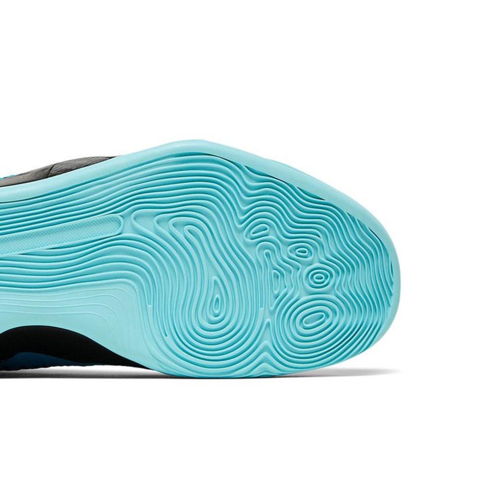 Nike Kobe 9 Elite Low Protro Perspective – pohled shora | Purekickz
