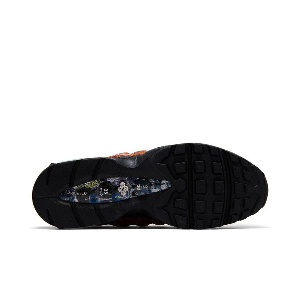 Nike Air Max 95 Big Bubble Family Reunion Hong Kong – zadní pohled | Purekickz
