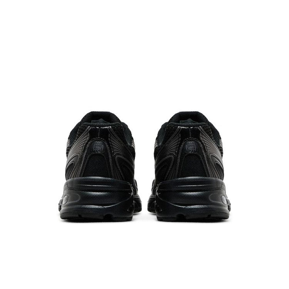 New Balance 740 Triple Black – podrážka | Purekickz