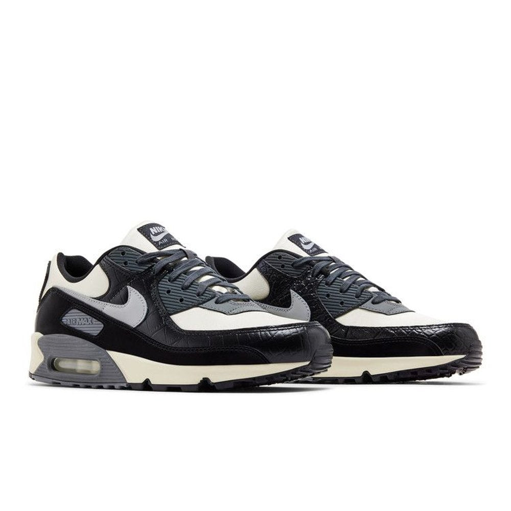 Nike Air Max 90 QS Smoke Grey Crocodile – lifestyle foto | Purekickz