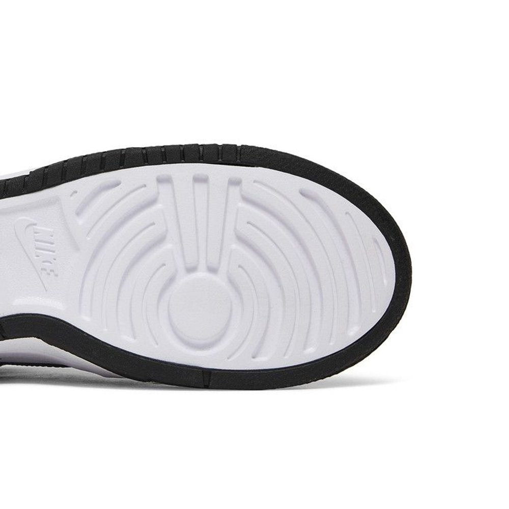 Nike Dunk High Up Panda (W) – pohled shora | Purekickz