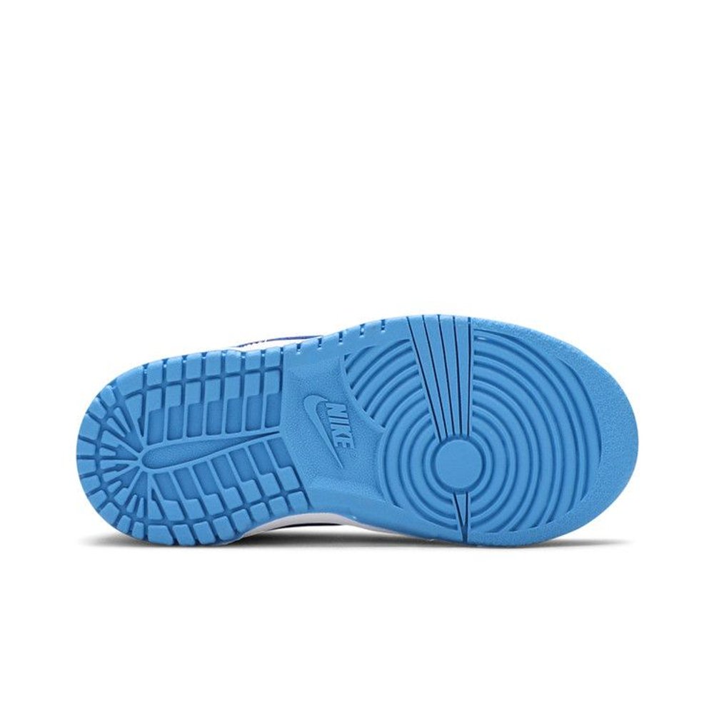 Nike Dunk Low UNC (2021) (TD) – zadní pohled | Purekickz