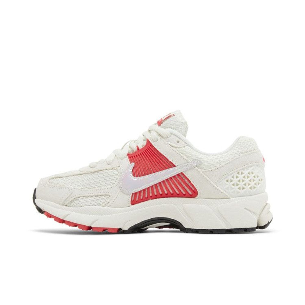 Nike Zoom Vomero 5 Siren Red (W) – hlavní pohled | Purekickz