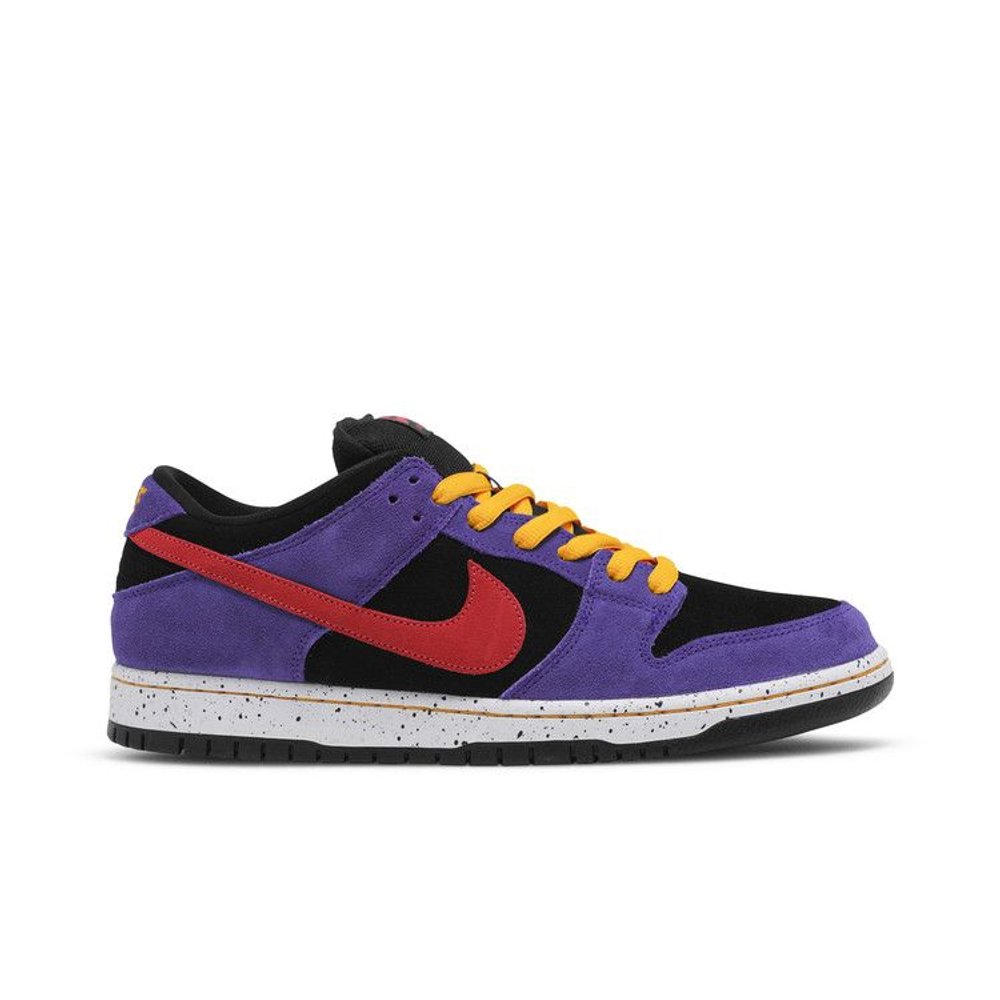 Nike SB Dunk Low ACG Terra