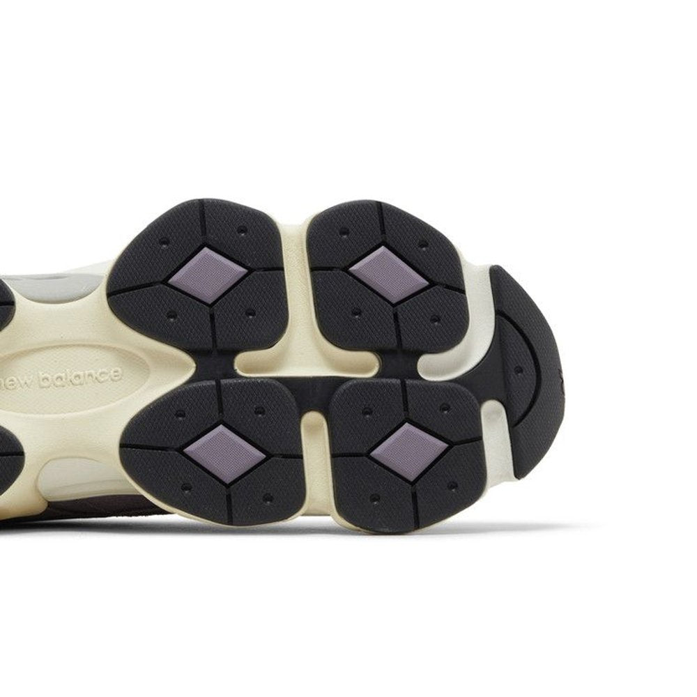 New Balance 9060 Shadow Purple – pohled shora | Purekickz