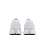 New Balance 9060 Triple White – podrážka | Purekickz