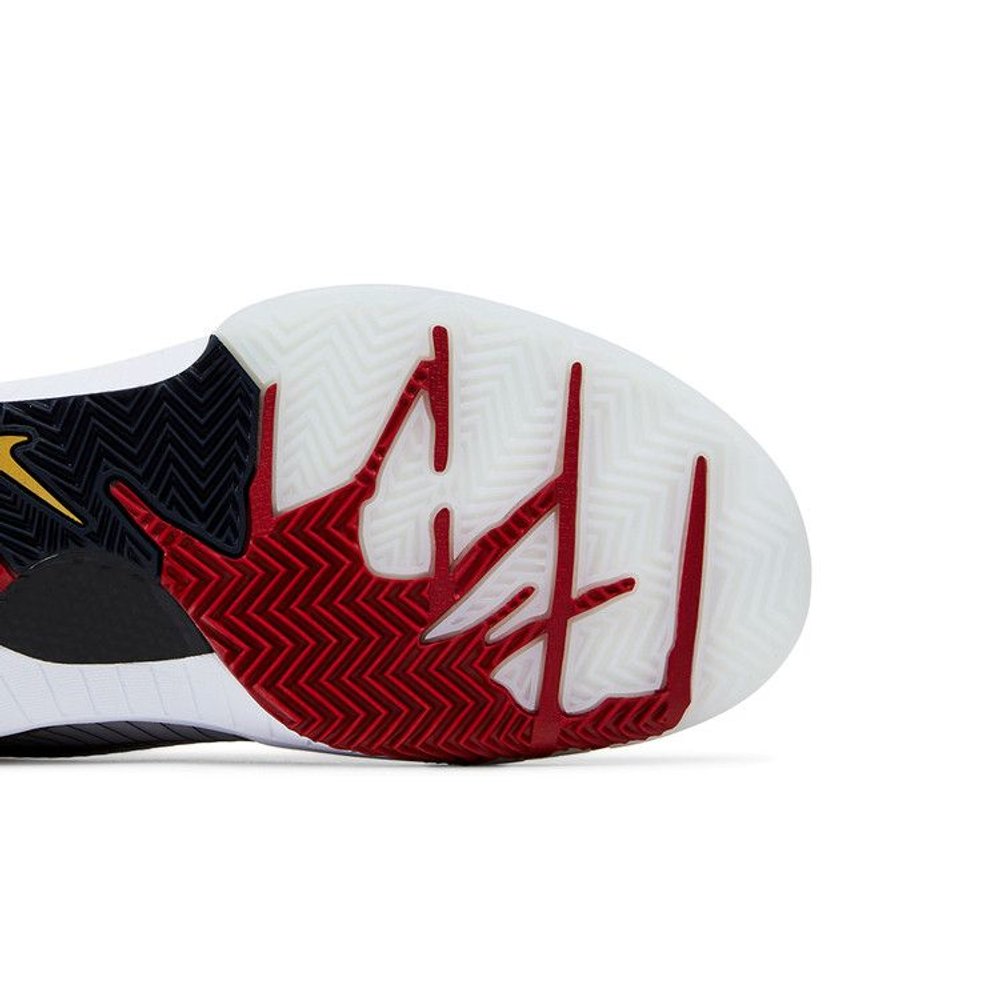 Nike Kobe 4 Protro Gold Medal (2024) – pohled shora | Purekickz