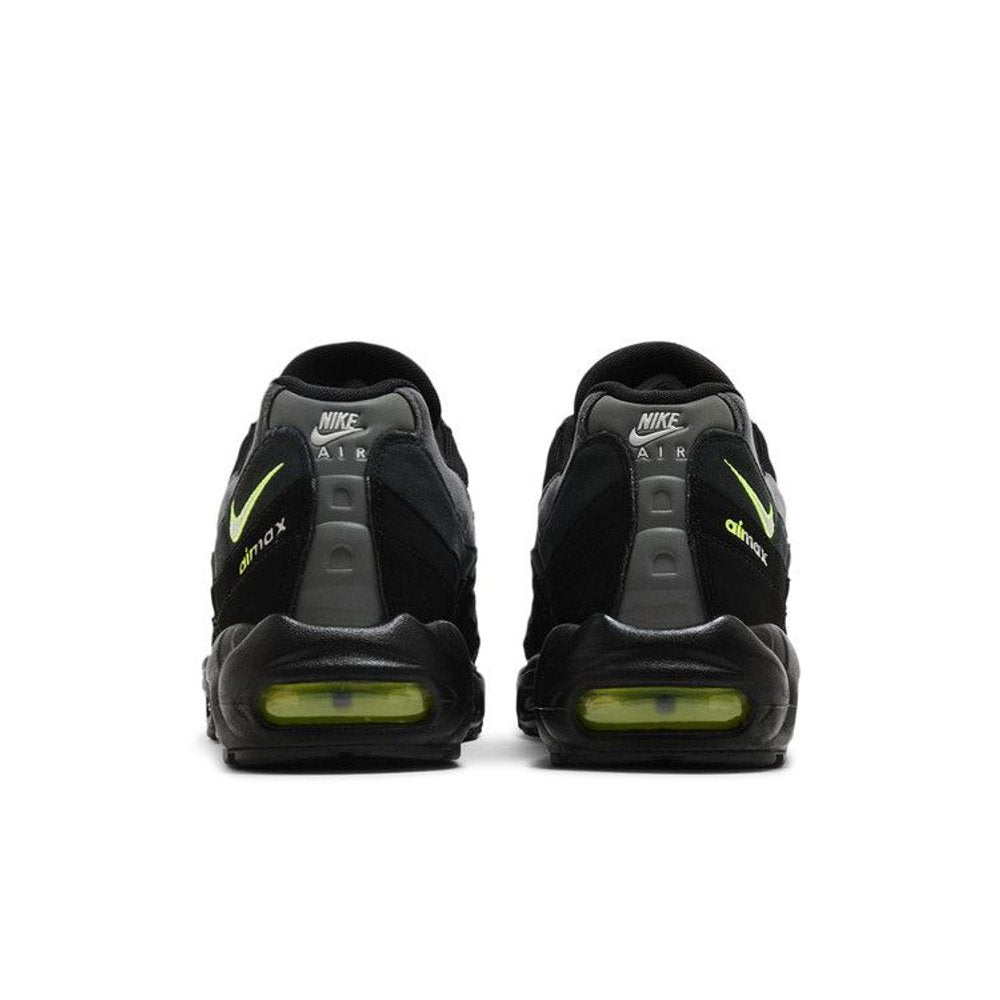 Nike Air Max 95 Retro Logo Black Grey Volt – pohled shora | Purekickz