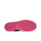 Jordan 1 Low Pink Red (GS) – zadní pohled | Purekickz