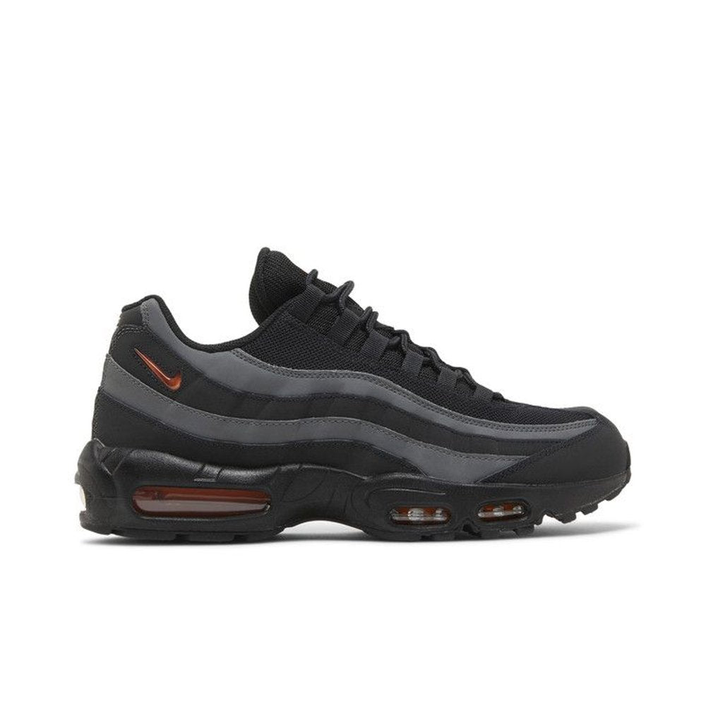 Nike Air Max 95 Black Grey Safety Orange – boční pohled | Purekickz