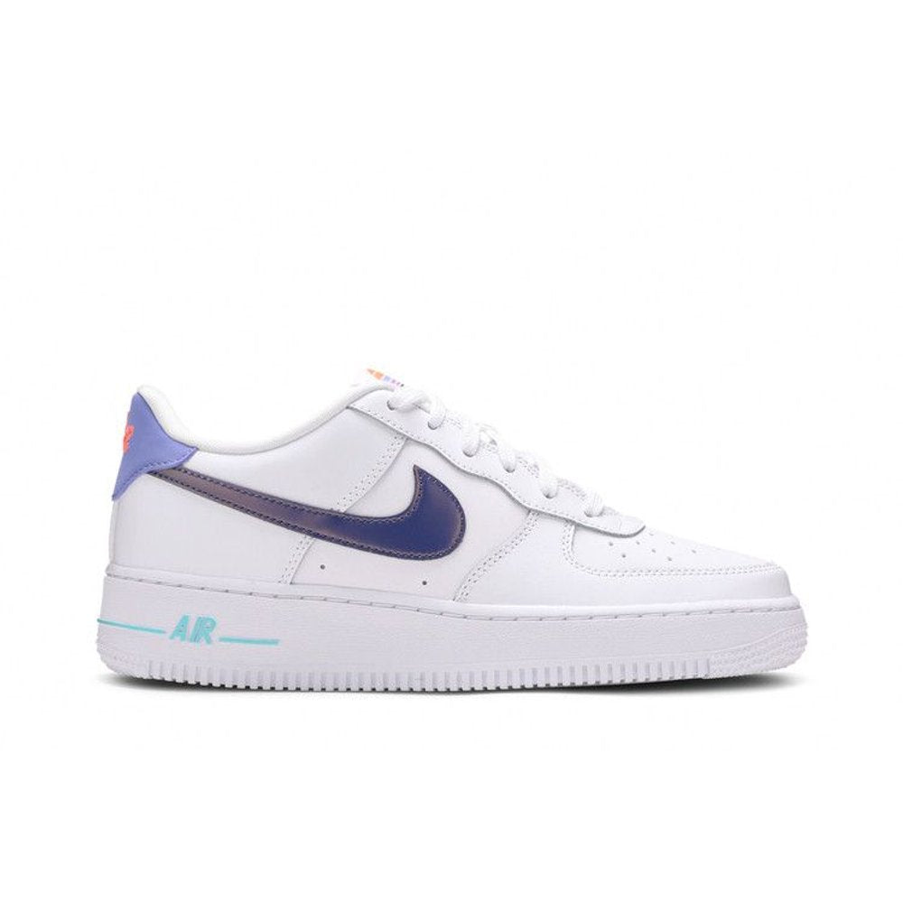 Nike Air Force 1 Low LV8 White Dark Purple (GS) – boční pohled | Purekickz