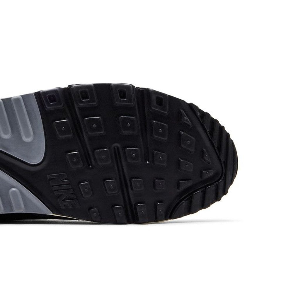 Nike Air Max 90 QS Smoke Grey Crocodile – pohled shora | Purekickz