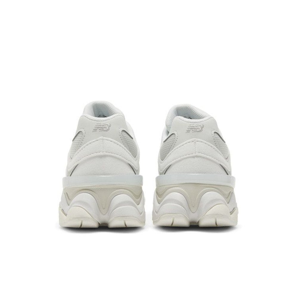 New Balance 9060 Reflection (GS) – podrážka | Purekickz