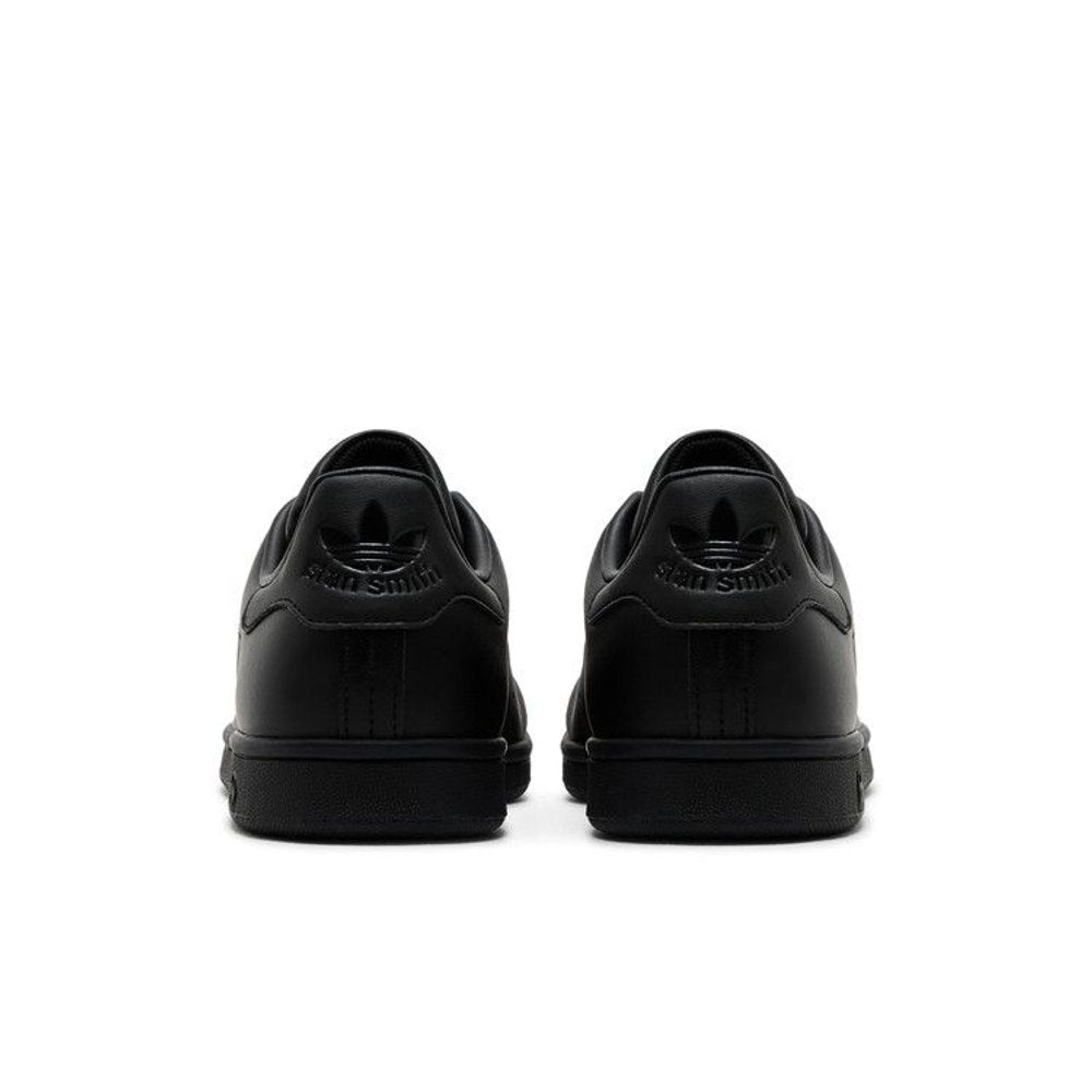 adidas Stan Smith Triple Black – podrážka | Purekickz