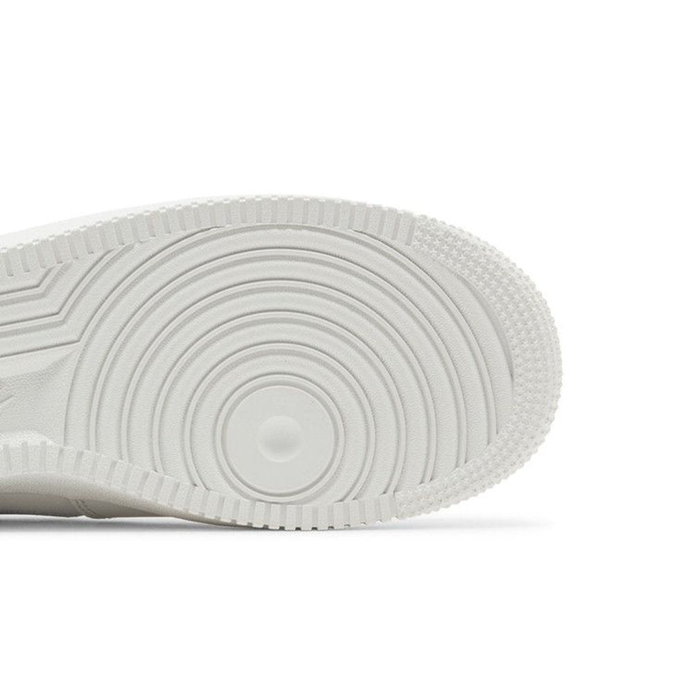 Nike Air Force 1 Low '07 Blue Label White – pohled shora | Purekickz