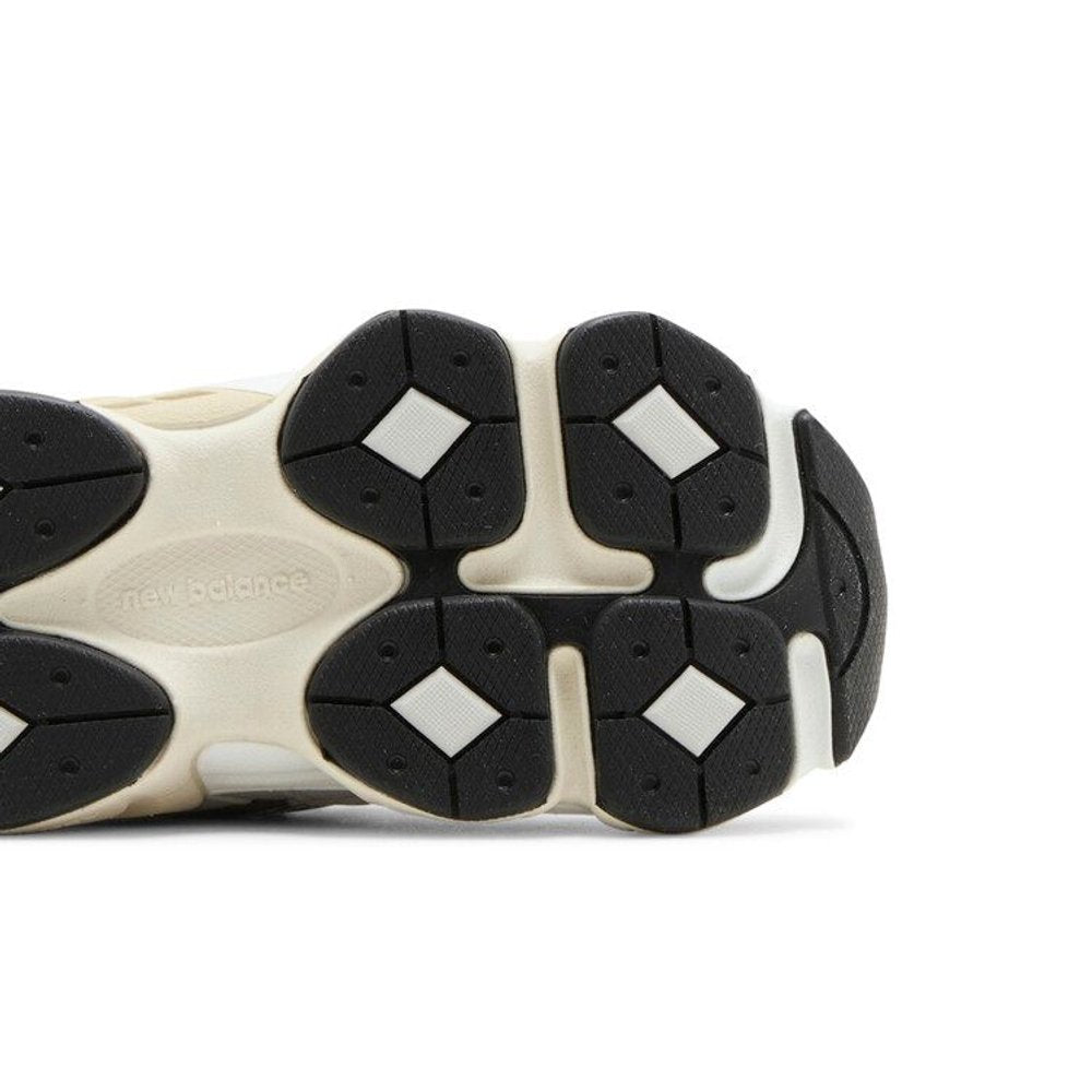 New Balance 9060 Rain Cloud (TD) – pohled shora | Purekickz