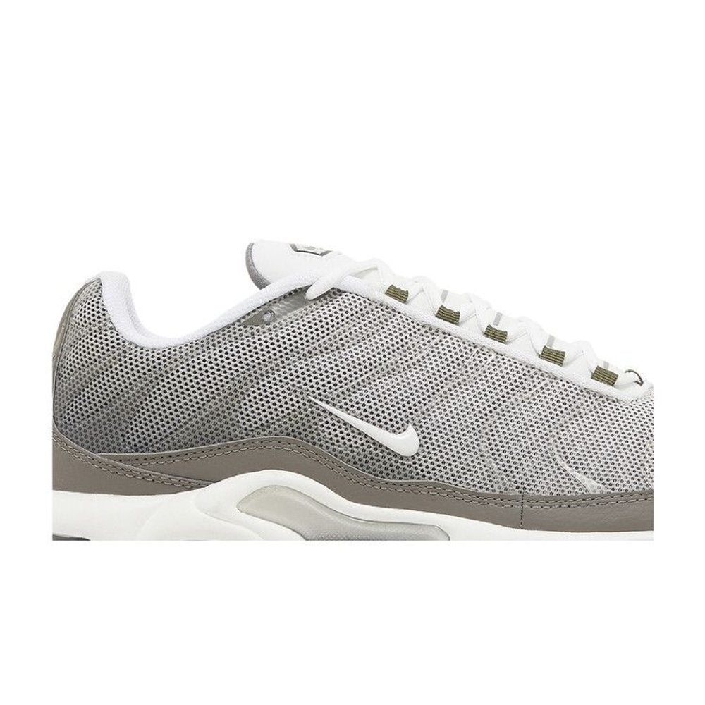 Nike Air Max Plus Flat Pewter