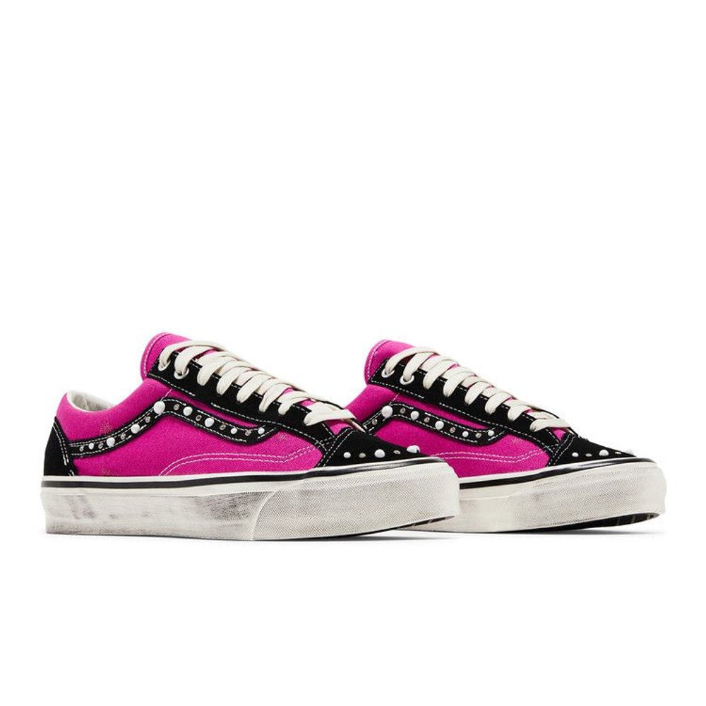 Vans OTW Old Skool 36 Pearlized Pack Pink Black – lifestyle foto | Purekickz
