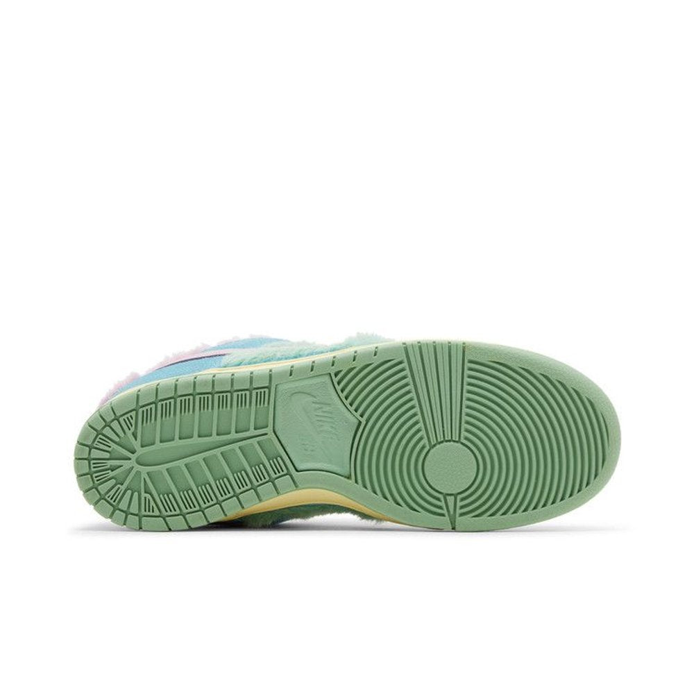 Verdy x Nike Dunk Low SB 'Visty' – zadní pohled | Purekickz