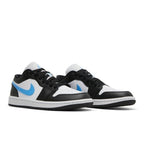 Wmns Air Jordan 1 Low Black University Blue – lifestyle foto | Purekickz