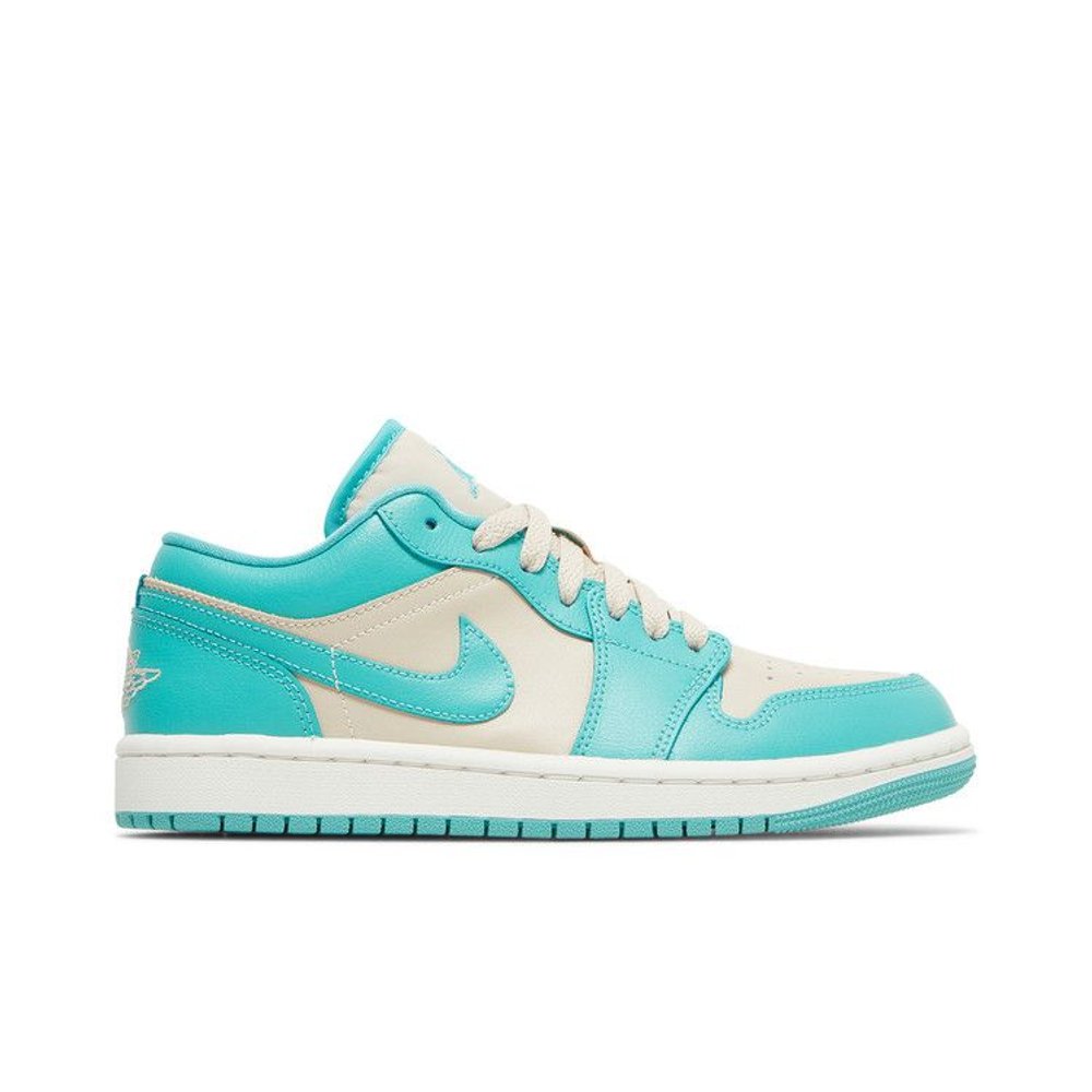 Wmns Air Jordan 1 Low 'Tropical Teal Sandy Beige' – boční pohled | Purekickz