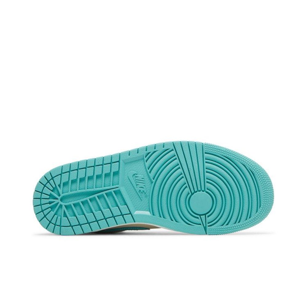 Wmns Air Jordan 1 Low 'Tropical Teal Sandy Beige' – zadní pohled | Purekickz