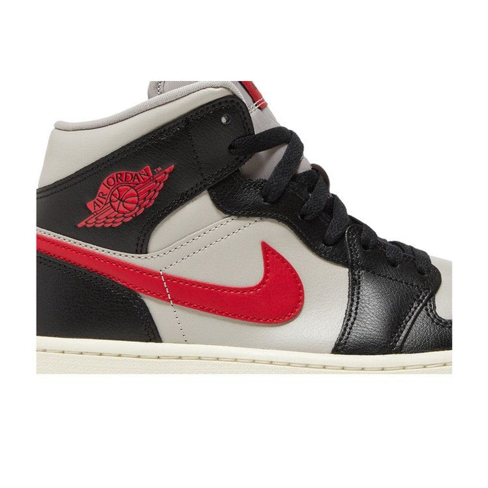Wmns Air Jordan 1 Mid Black College Grey – detail | Purekickz