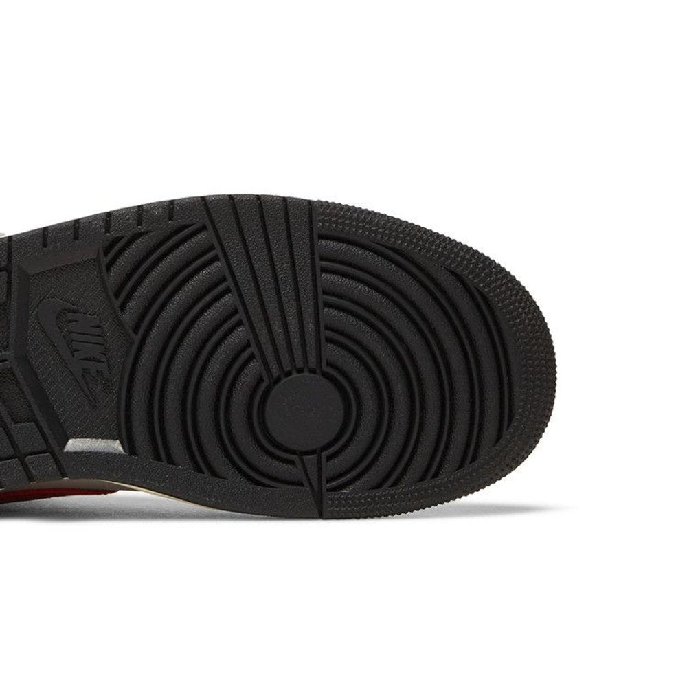 Wmns Air Jordan 1 Mid Black College Grey – pohled shora | Purekickz