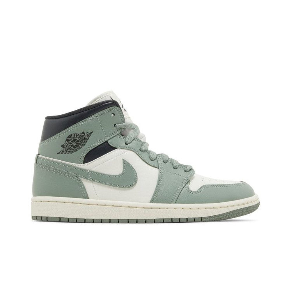 Wmns Air Jordan 1 Mid 'Jade Smoke' – boční pohled | Purekickz
