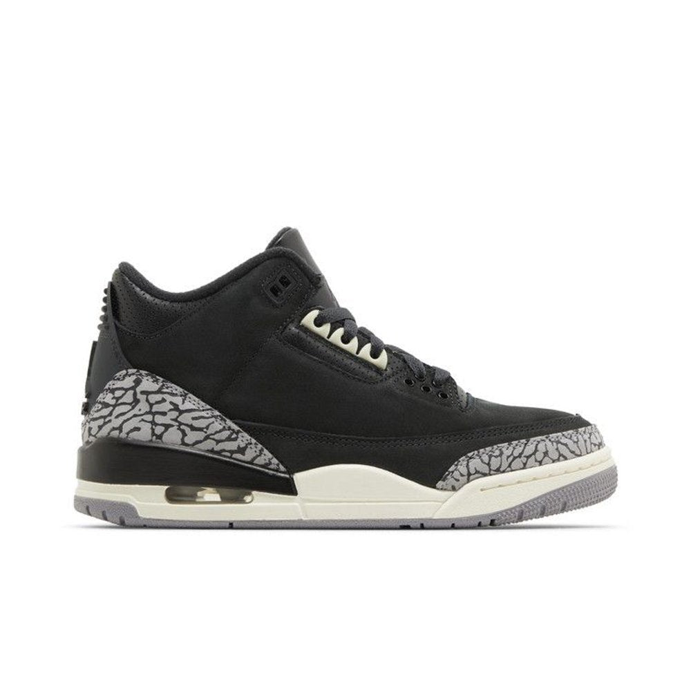 Wmns Air Jordan 3 Retro Off Noir – boční pohled | Purekickz