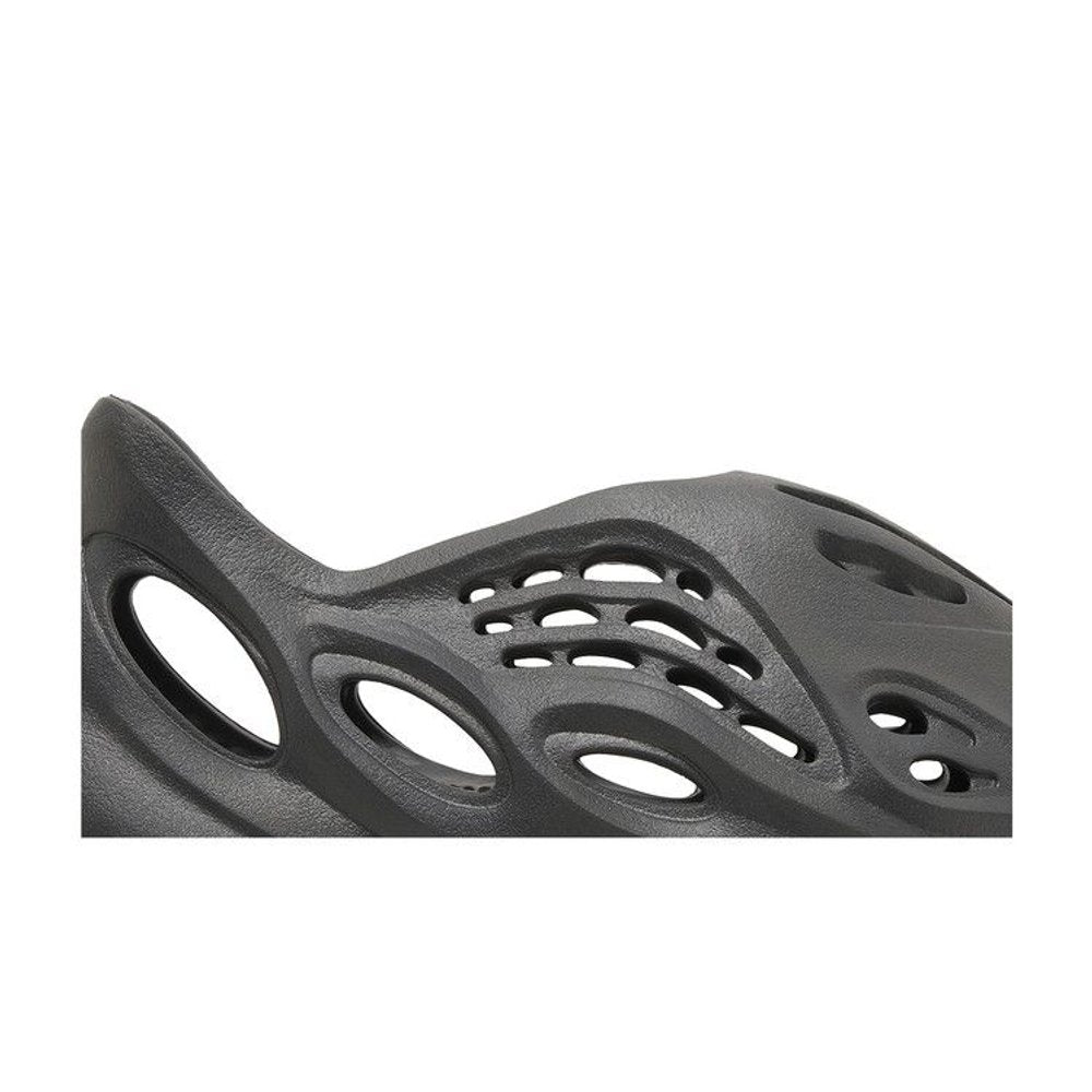 Yeezy Foam RNNR Onyx