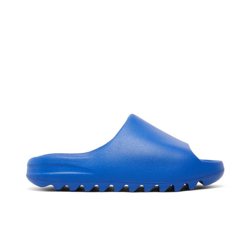 Yeezy Slide Azure – boční pohled | Purekickz